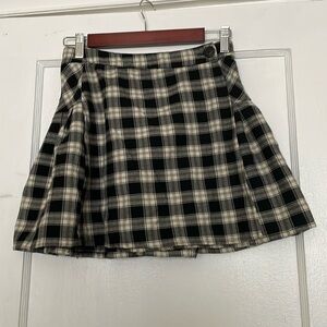 Black and white checkered mini skirt small